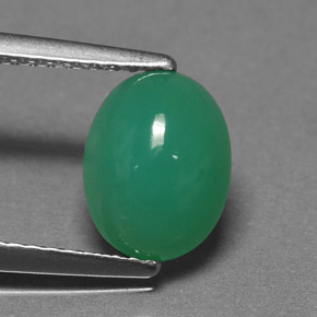 Chrysoprase vert naturelle coupe ovale, 1,85 ct, translucide