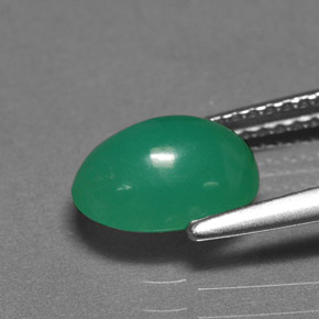 Chrysoprase vert naturelle coupe ovale, 1,85 ct, translucide