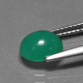 Chrysoprase vert naturelle coupe ovale, 1,76 ct, translucide