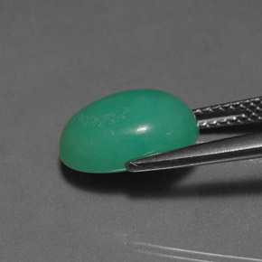 Chrysoprase vert naturelle coupe ovale, 4,05 ct, translucide