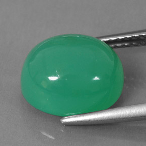 Chrysoprase vert naturelle coupe ovale, 5,35 ct, translucide