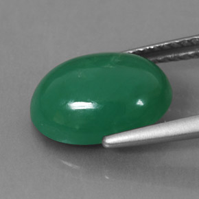 Chrysoprase vert naturelle coupe ovale, 3,90 ct, opaque