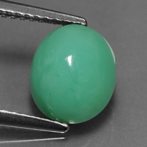 Chrysoprase vert naturelle coupe ovale, 2,84 ct, opaque