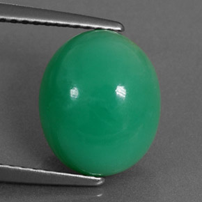 Chrysoprase vert naturelle coupe ovale, 4,67 ct, opaque