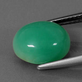 Chrysoprase vert naturelle coupe ovale, 4,67 ct, opaque