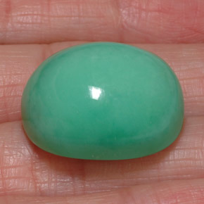 Chrysoprase vert naturelle coupe ovale, 39,50 ct, opaque