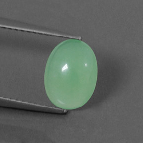 Chrysoprase vert naturelle coupe ovale, 1,67 ct, translucide