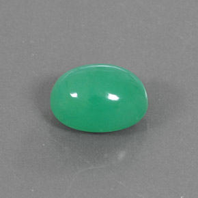 Chrysoprase vert naturelle coupe ovale, 5,44 ct, opaque
