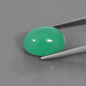 Chrysoprase vert naturelle coupe ovale, 5,44 ct, opaque