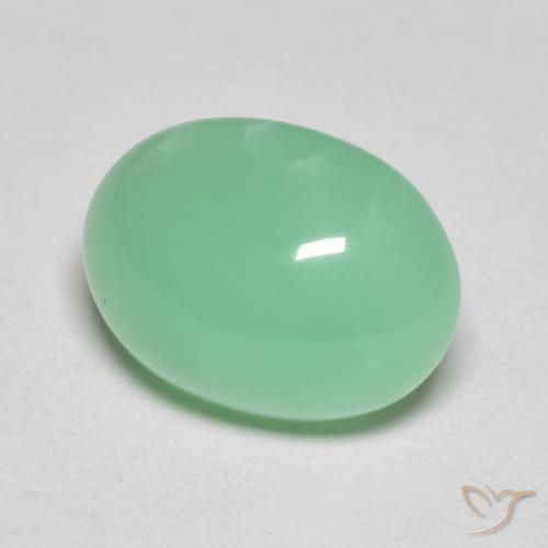 Chrysoprase vert fougère léger naturelle coupe ovale, 4,97 ct, opaque