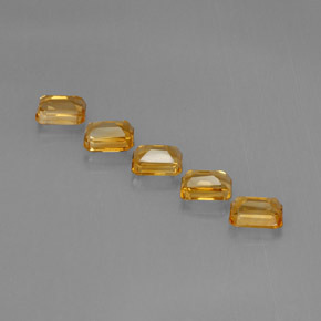 Achetez naturel 5,40ct doré citrine gems, taille émeraude, en provenance madagascar chez gemselect. en stock, livraison internationale!