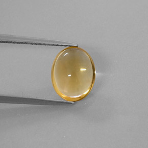 Citrine or naturelle coupe ovale, 2,43 ct, transparent