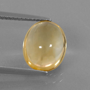 Citrine or naturelle coupe ovale, 3,01 ct, transparent