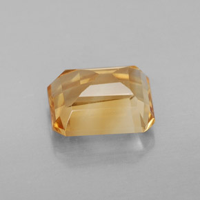 Citrine jaune naturelle taille émeraude, 2,40 ct, VS