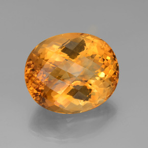 Citrine or naturelle coupe ovale, 60,77 ct, VVS