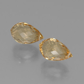 Achetez naturel 8.48ct Doré léger Citrine gems, Briolette, En provenance Brésil chez GemSelect. En stock, livraison internationale!
