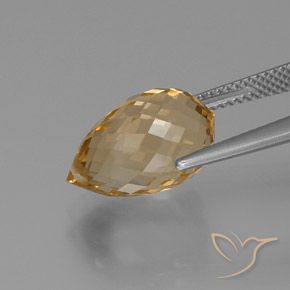 Citrine Doré léger naturelle Briolette, 7.80 ct, VVS
