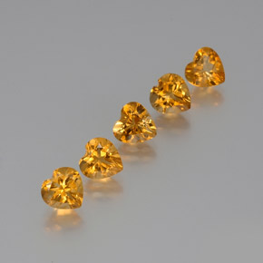 Achetez naturel 5.68ct Or Citrine gems, Forme de coeur, En provenance Brésil chez GemSelect. En stock, livraison internationale!