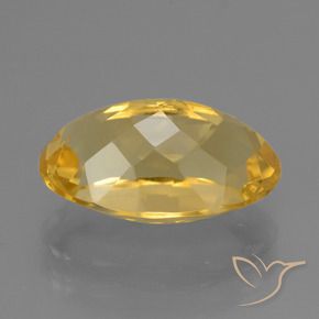 Citrine Doré moyen-foncé naturelle ovale, 6.41 ct, VVS