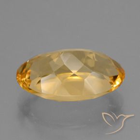 Citrine Orange doré profond naturelle ovale, 5.20 ct, VVS