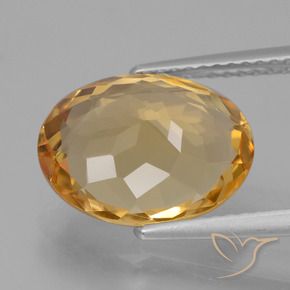 Citrine Doré léger naturelle ovale, 4.17 ct, VVS