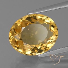 Citrine Doré moyen-foncé naturelle ovale, 5.02 ct, VVS