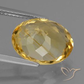 Citrine Doré moyen-foncé naturelle ovale, 5.02 ct, VVS