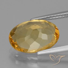 Citrine Orange doré profond naturelle ovale, 3.69 ct, VVS-VS