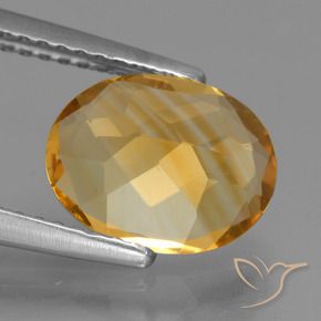 Citrine Orange-or moyen-léger naturelle ovale, 2.09 ct, VS