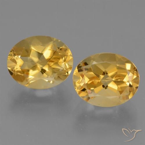 5.77ctw Naturel Doré moyen Citrine, ovale, VVS