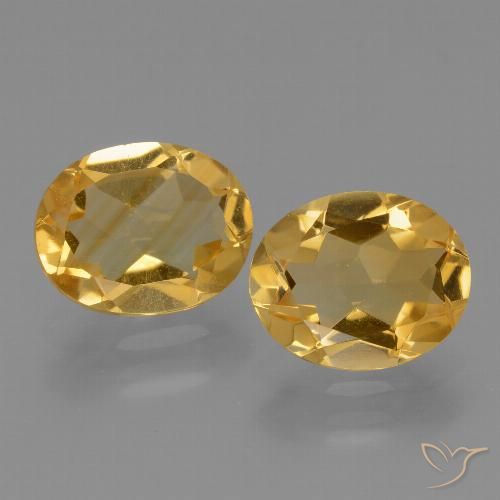 4.35ctw Naturel Doré Citrine, ovale, VVS-VS