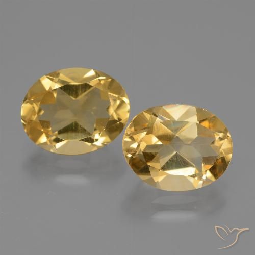 4.58ctw Naturel Doré Citrine, ovale, VVS-VS