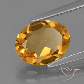 Citrine doré naturelle coupe ovale, 1,75 ct, VVS