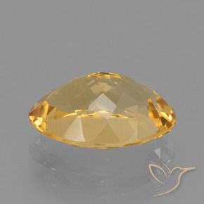 Citrine Orange-or léger naturelle ovale, 3.63 ct, VVS