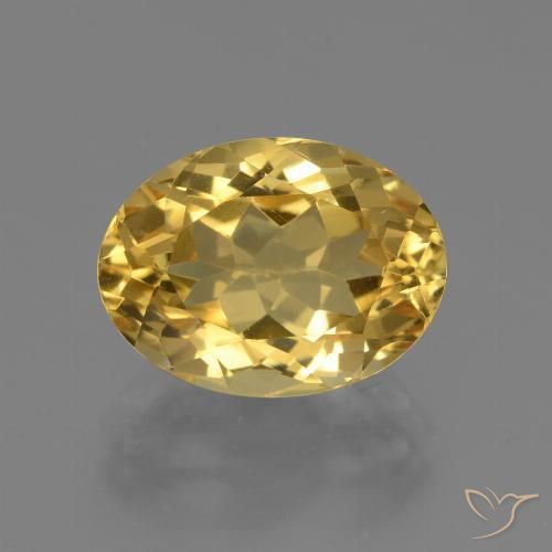 Citrine Doré moyen naturelle ovale, 4.40 ct, VVS