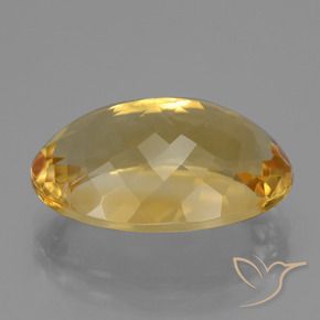 Citrine Doré moyen naturelle ovale, 10.67 ct, VVS