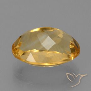 Citrine Orange doré profond naturelle ovale, 5.85 ct, VVS