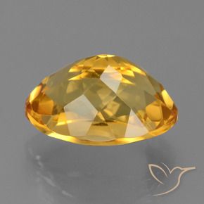 Citrine Orange doré profond naturelle ovale, 5.70 ct, VVS