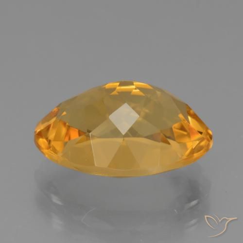 Citrine Doré foncé naturelle ovale, 4.43 ct, VVS