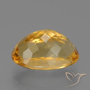 Citrine Doré-orange foncé naturelle ovale, 7.38 ct, VVS