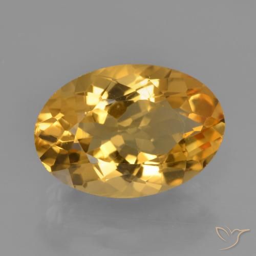 Citrine Doré moyen-foncé naturelle ovale, 3.76 ct, VS