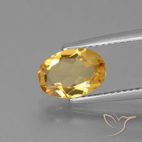 Citrine Doré moyen-foncé naturelle ovale, 1.40 ct, VVS-VS