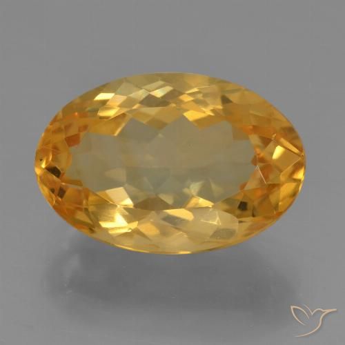 Citrine Doré moyen-foncé naturelle ovale, 4.65 ct, VVS-VS