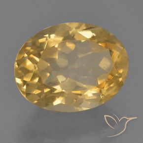 Citrine Doré moyen-léger naturelle ovale, 3.58 ct, VVS-VS