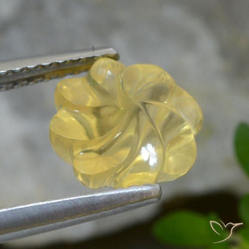 Citrine Jaune doré léger naturelle Taille Fleur, 2.61 ct, Transparent