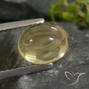 Citrine Doré léger naturelle ovale, 2.52 ct, Transparent