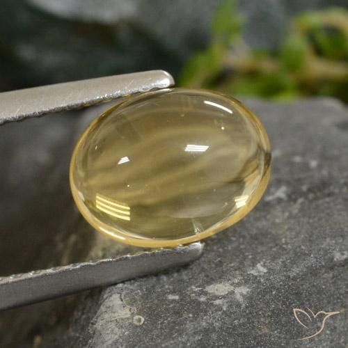 Citrine Doré léger naturelle ovale, 1.88 ct, Transparent