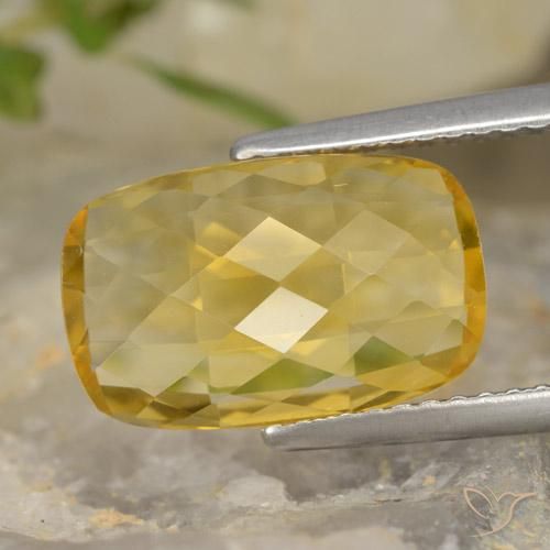Citrine jaune naturelle coupe coussin, 3,64 ct, VVS