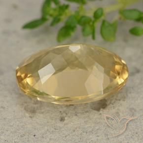 Citrine Or moyen naturelle ovale, 5.29 ct, VVS