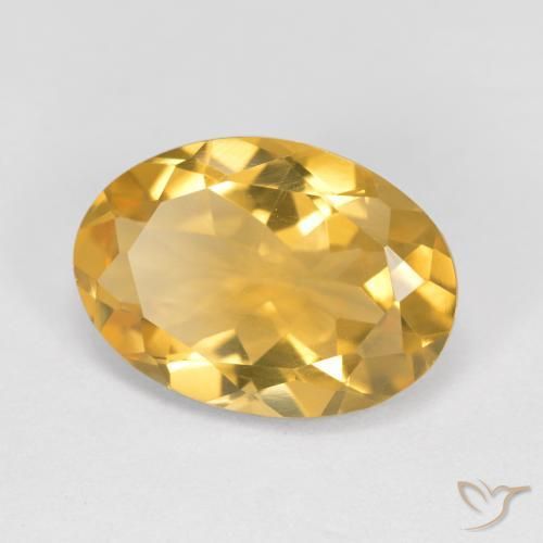 Citrine Doré moyen naturelle ovale, 4.75 ct, VVS-VS